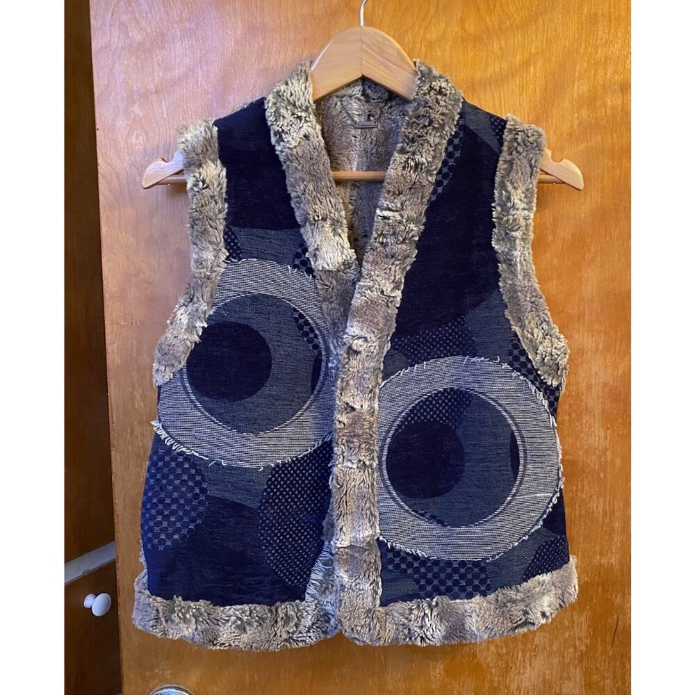 Vintage Y2K Custo Barcelona Tapestry Faux Fur Reversible Vest Boho Euro Sz 2 Mod - Picture 2 of 9